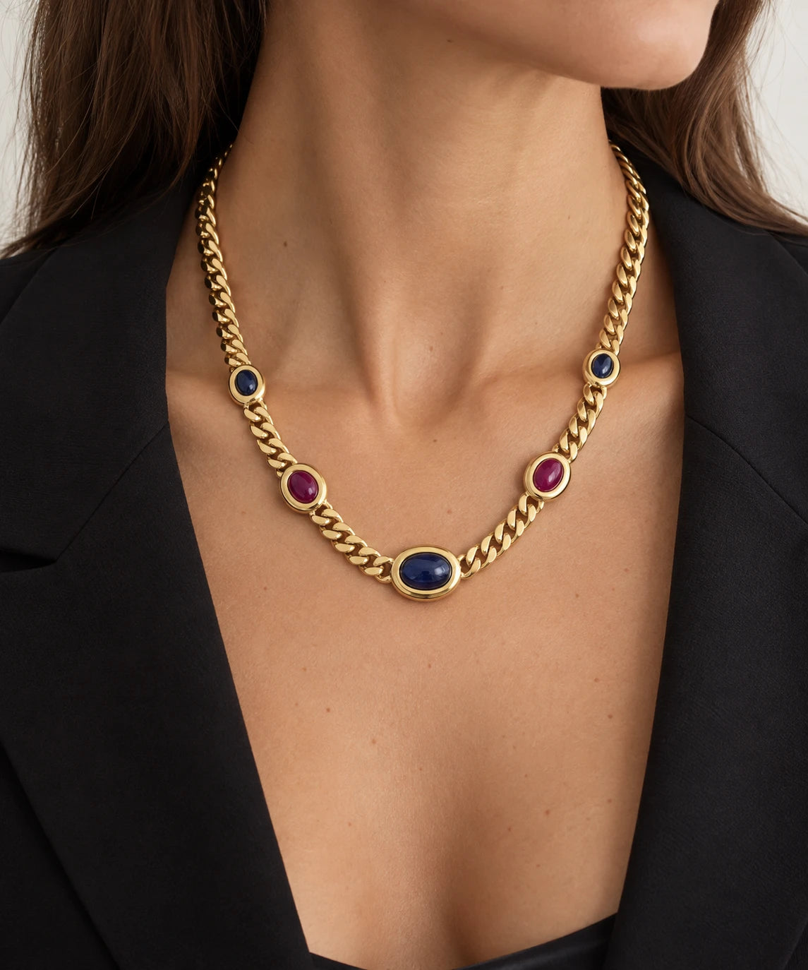 Collier or et Saphir