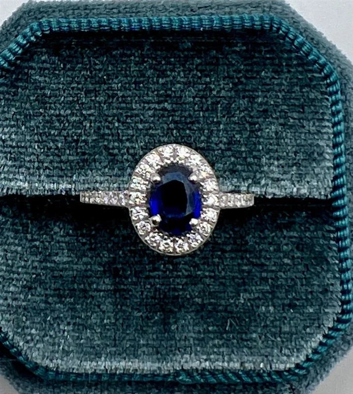 April by Bague Or blanc et Saphir