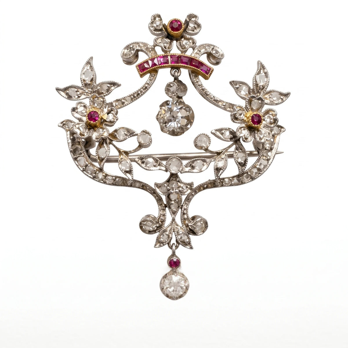 Broche platine et Rubis