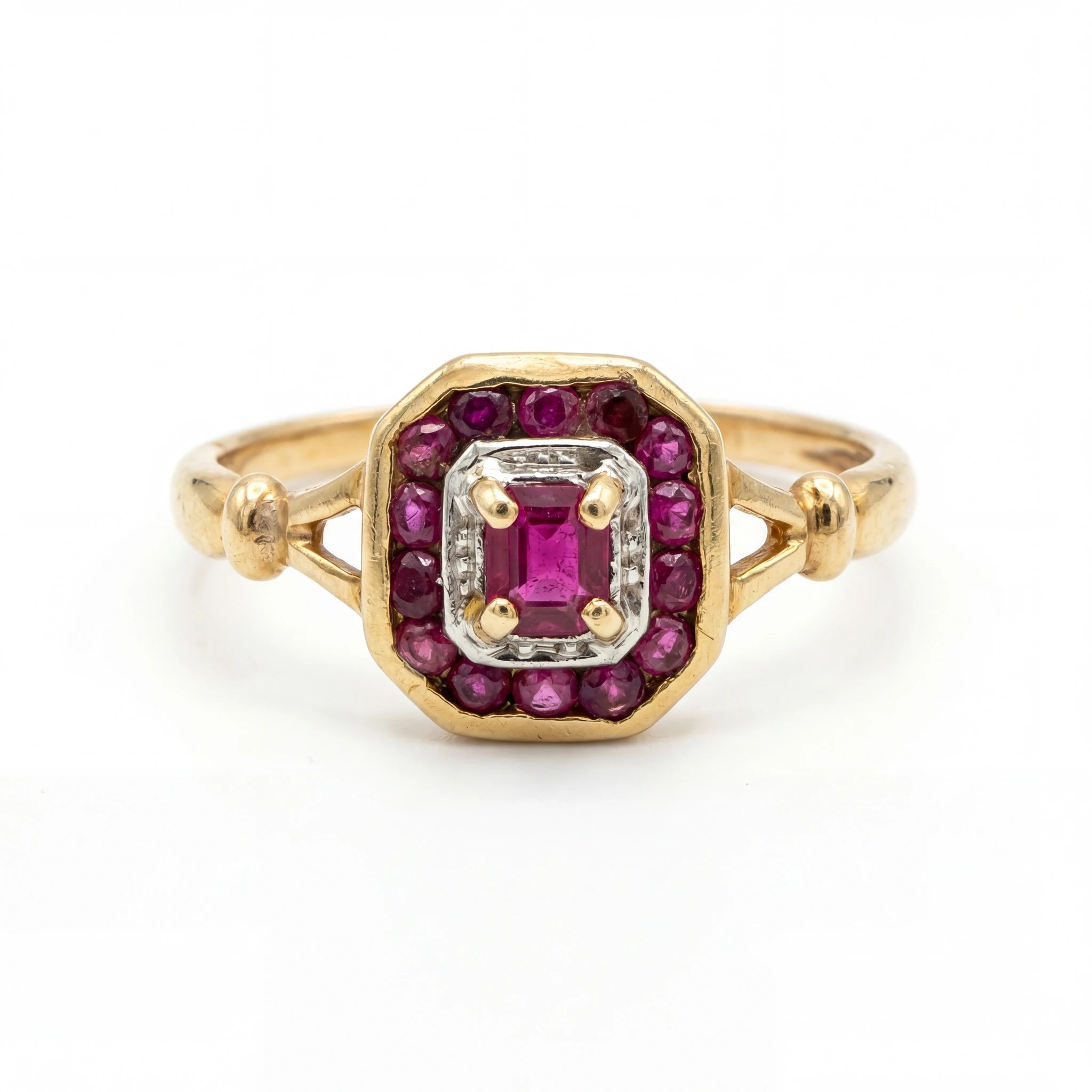 Bague Or jaune et Rubis