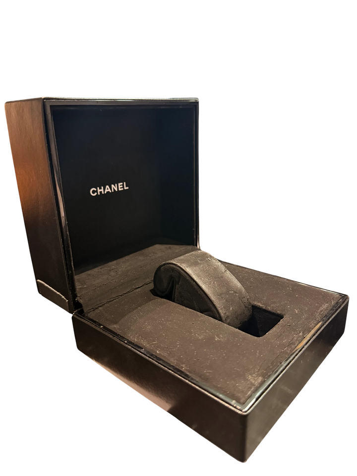 Montre Chanel J12