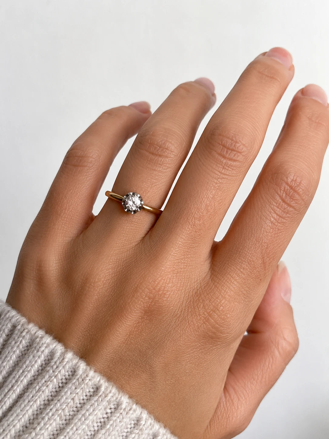 Bague solitaire Or jaune et Diamant
