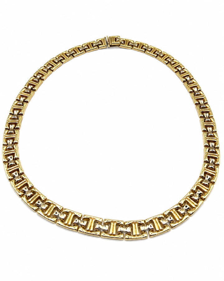 Collier or