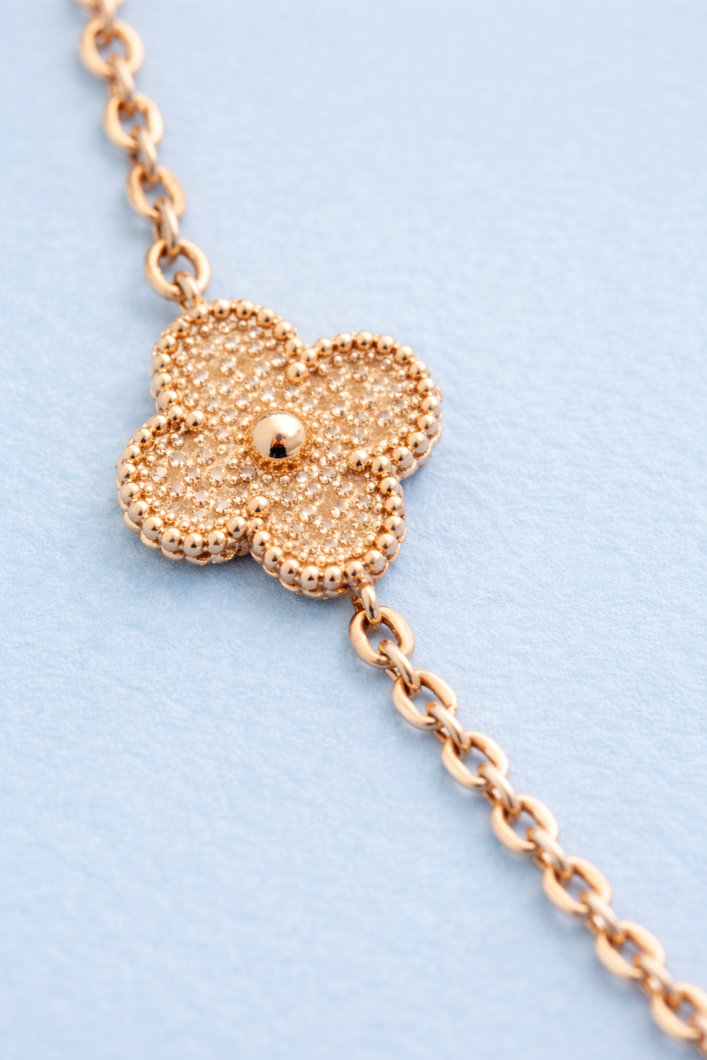 Van Cleef & Arpels Collier Alhambra Or jaune